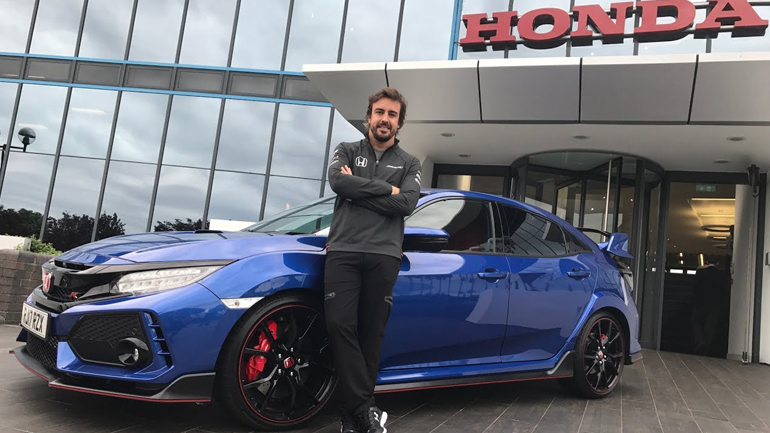Στην έδρα της Honda o Fernando Alonso
